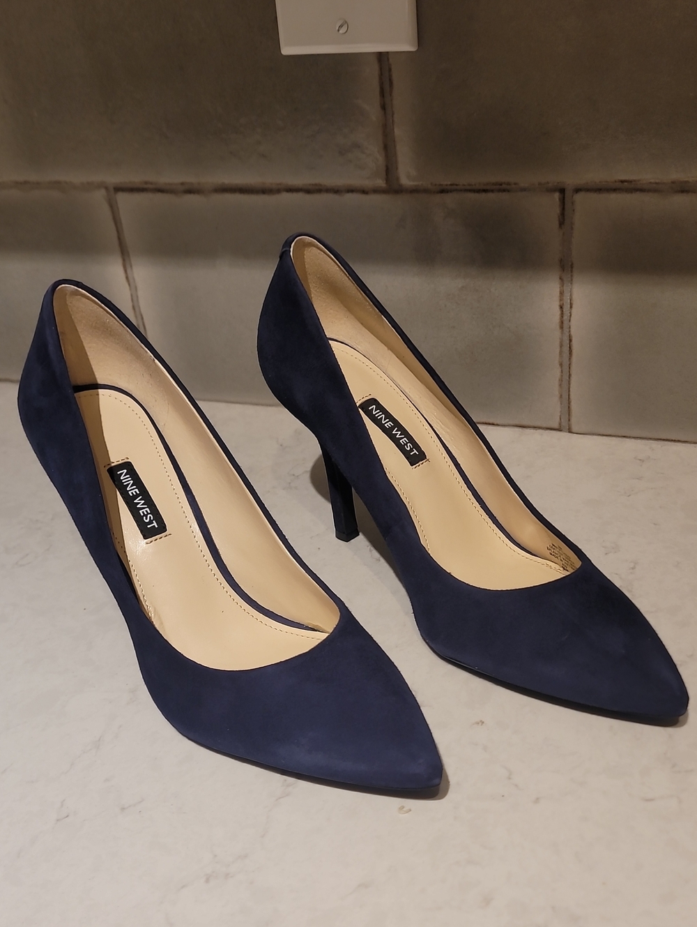 Nine West Navy Suede 9M Pointed-Toe Pumps - Classic Mid Heel